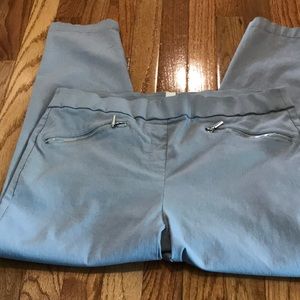 Emaline Woman~Cropped Pull On ☑️